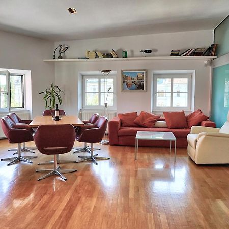Poet Apartment Lublana Zewnętrze zdjęcie