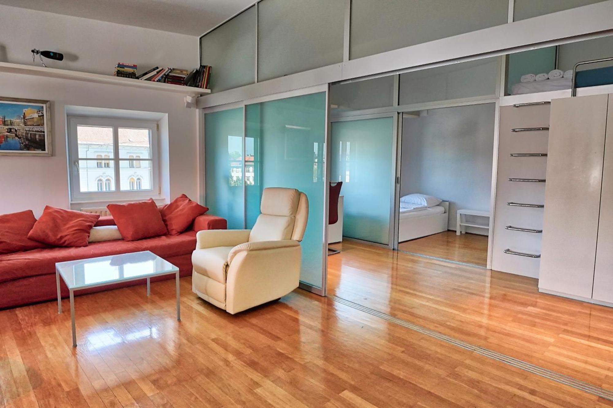 Poet Apartment Lublana Zewnętrze zdjęcie